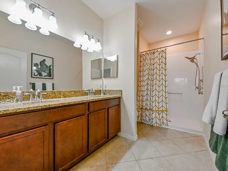 13529 Crest Lake Dr — Photo 15