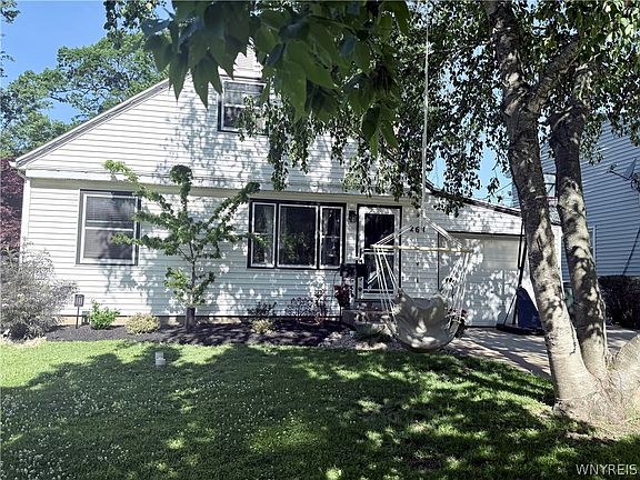 4th image of 261 Highland Dr