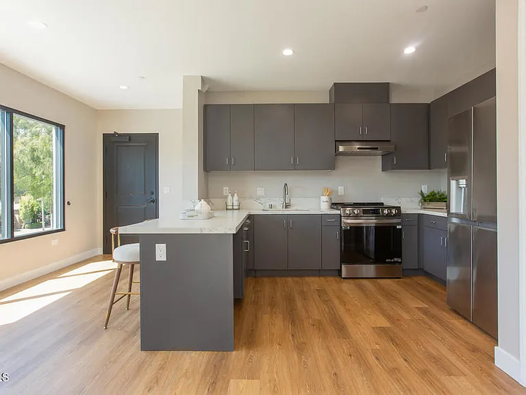 3682 Harriman Ave #1 — Photo 4