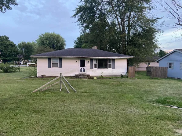 547 E Washington St, Parker City, IN 47368