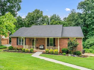637 Banbury Rd, Knoxville, TN 37934