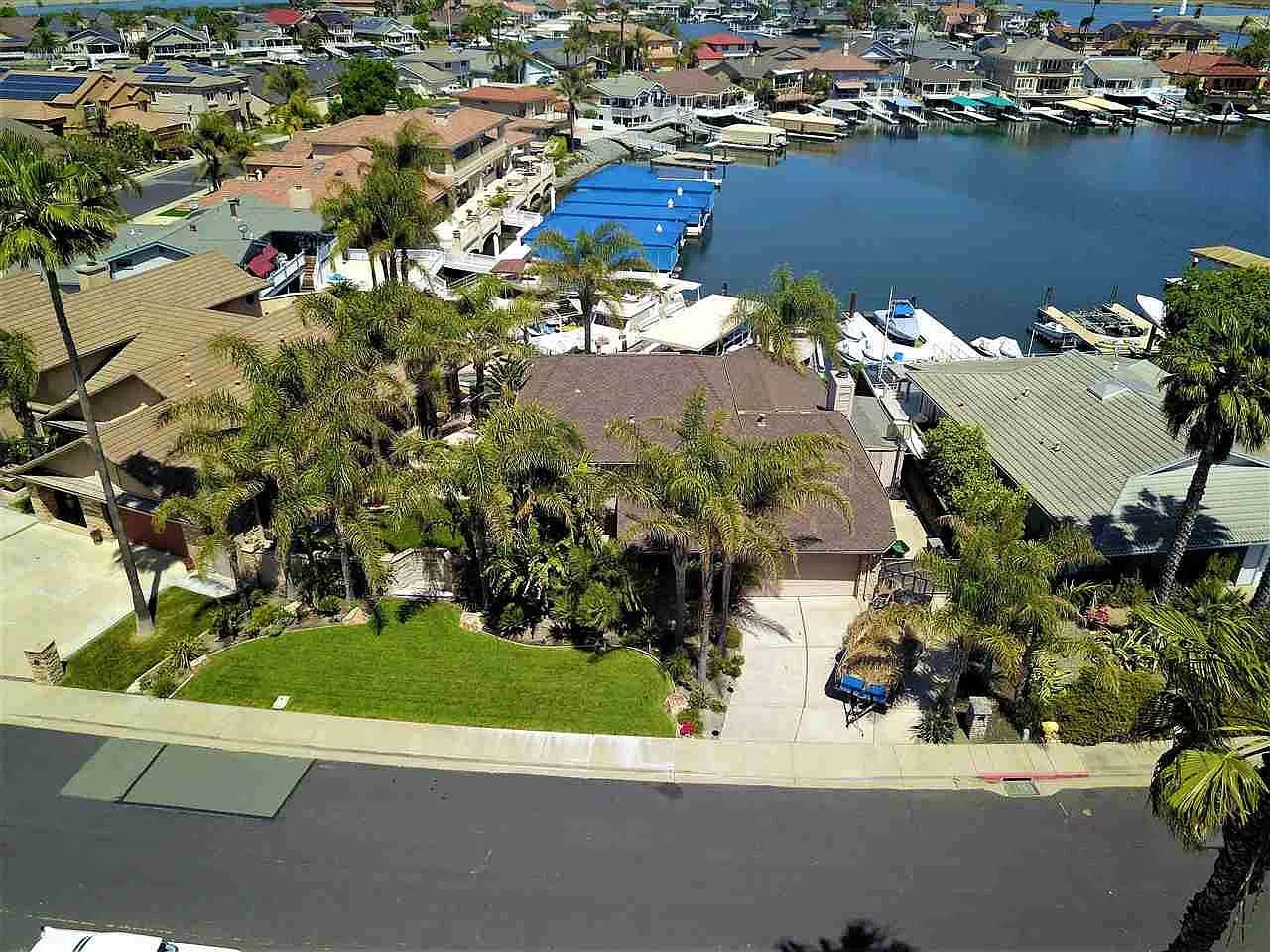 5621 Beaver Ln photo 1