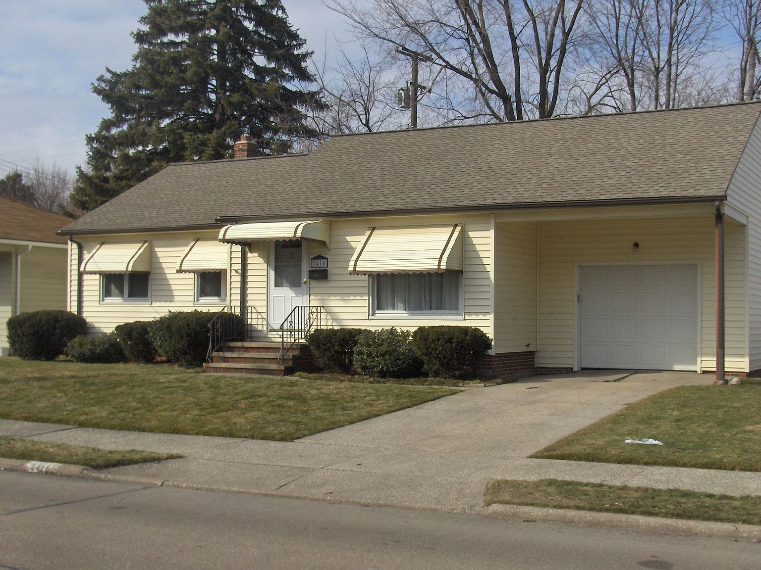 2416 Silverdale Ave, Cleveland, OH 44109 Zillow