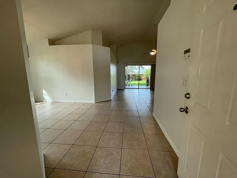 8231 Fort Thomas Way — Photo 17