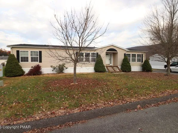 218 Goldberg Ln, Lehighton, PA 18235