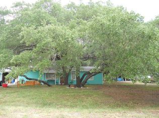 2020 Colorado St, Rockport, TX 78382