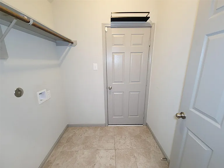 15611 Jackie Robinson Rd — Photo 25