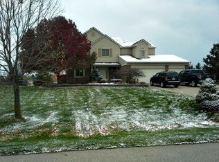 9003 Paddock Ln, Saline, MI 48176