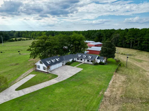 156 County Highway 54, Haleyville, AL 35565