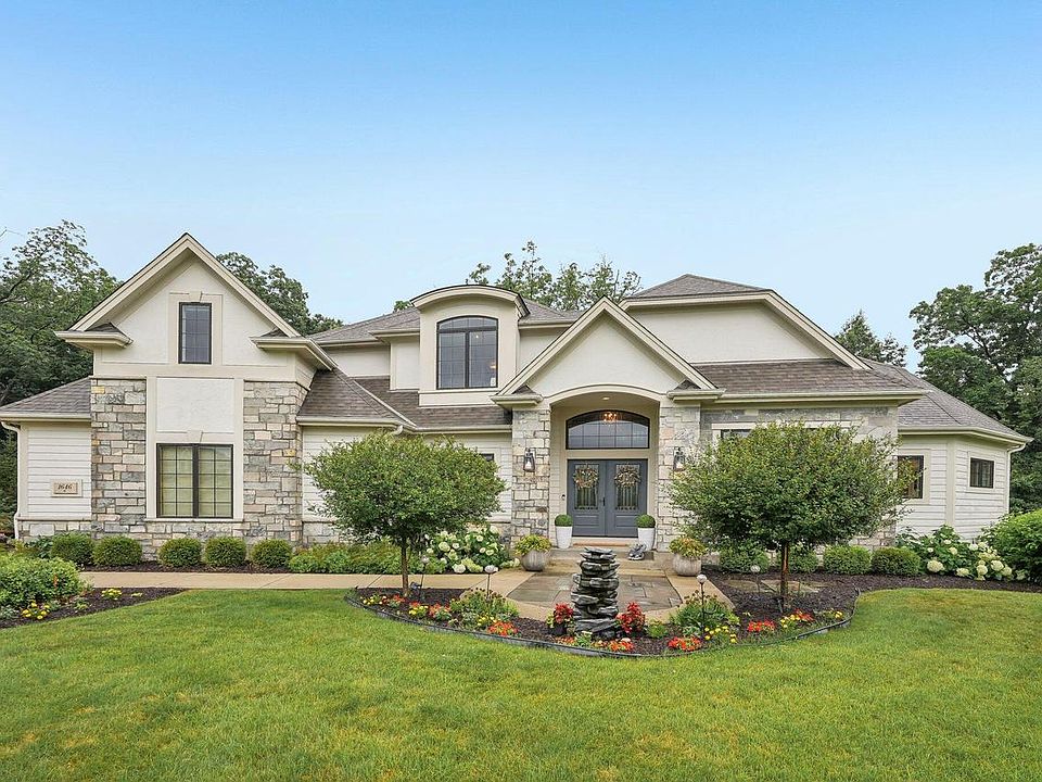 1st image of 1646 Twisted Oak COURT