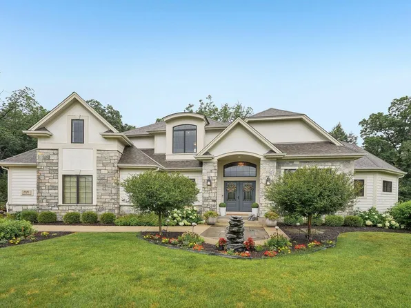 1646 Twisted Oak COURT, Hartland, WI 53029