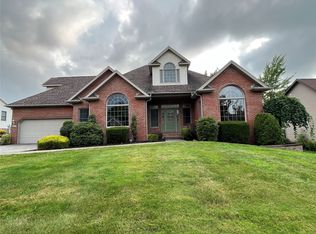 4084 Magnolia Blossom Dr, Erie, PA 16510