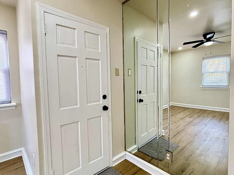 6644 Hollis St #1 — Photo 6