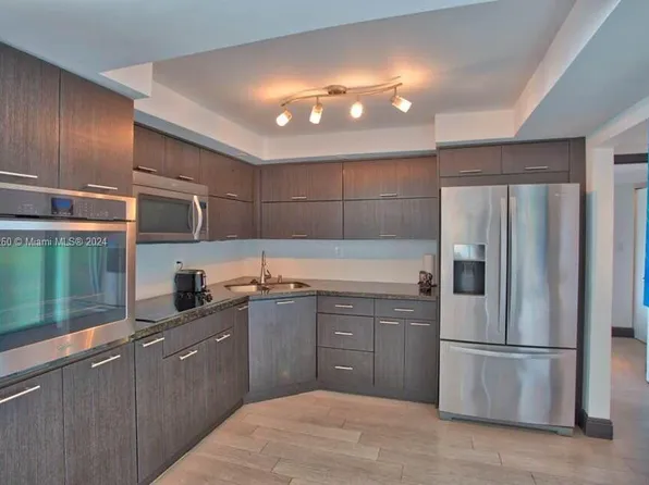 16546 NE 26th Ave APT 5H, North Miami Beach, FL 33160