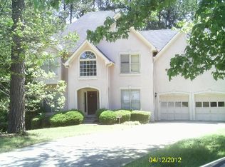 565 Cottage Oaks Dr, Stone Mountain, GA 30087
