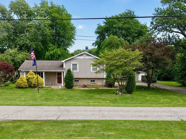 1018 Jersey St, Washington, IN 47501
