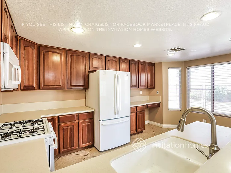 5729 Walking Stick Ln — Photo 6