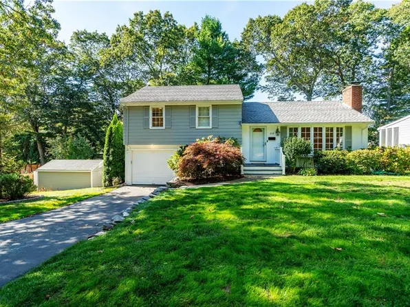 219 Brookhaven Rd, North Kingstown, RI 02852