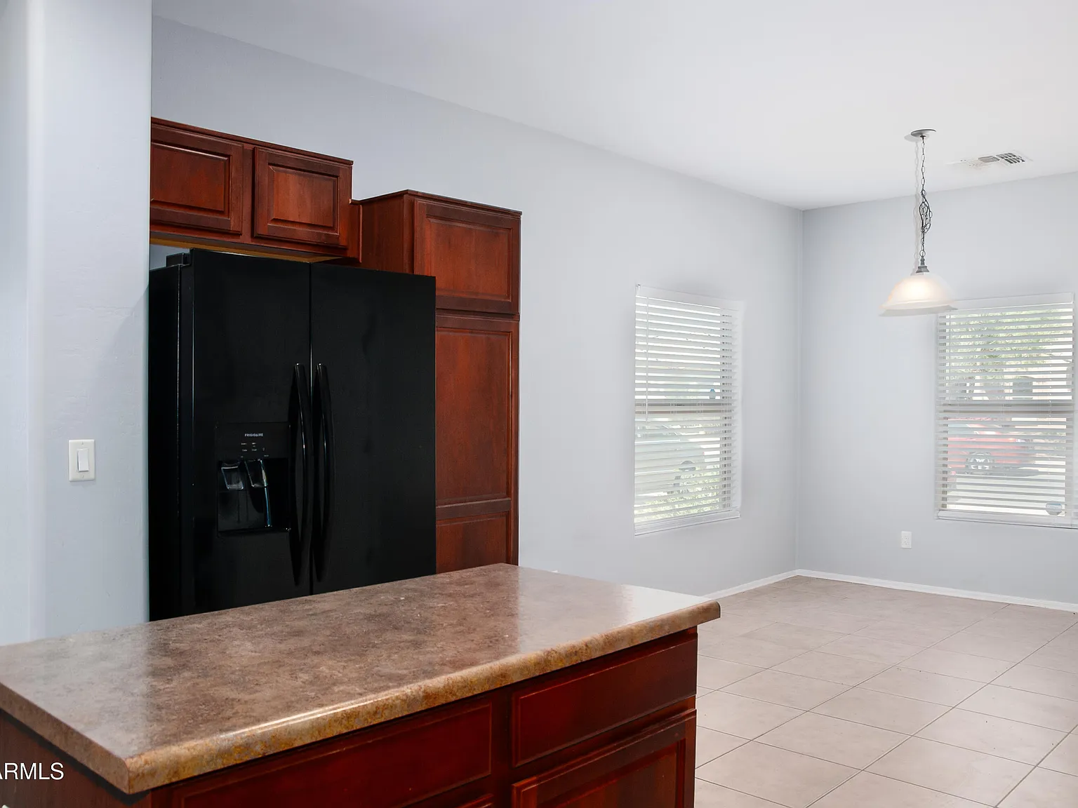 3 bed, 2.0 bath, 1817 sqft, $1,695 — Photo 4