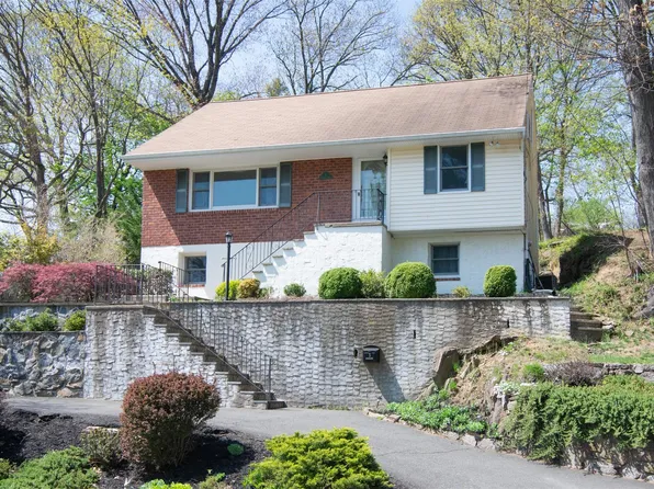 5 Marianna Drive, Hastings-on-Hudson, NY 10706