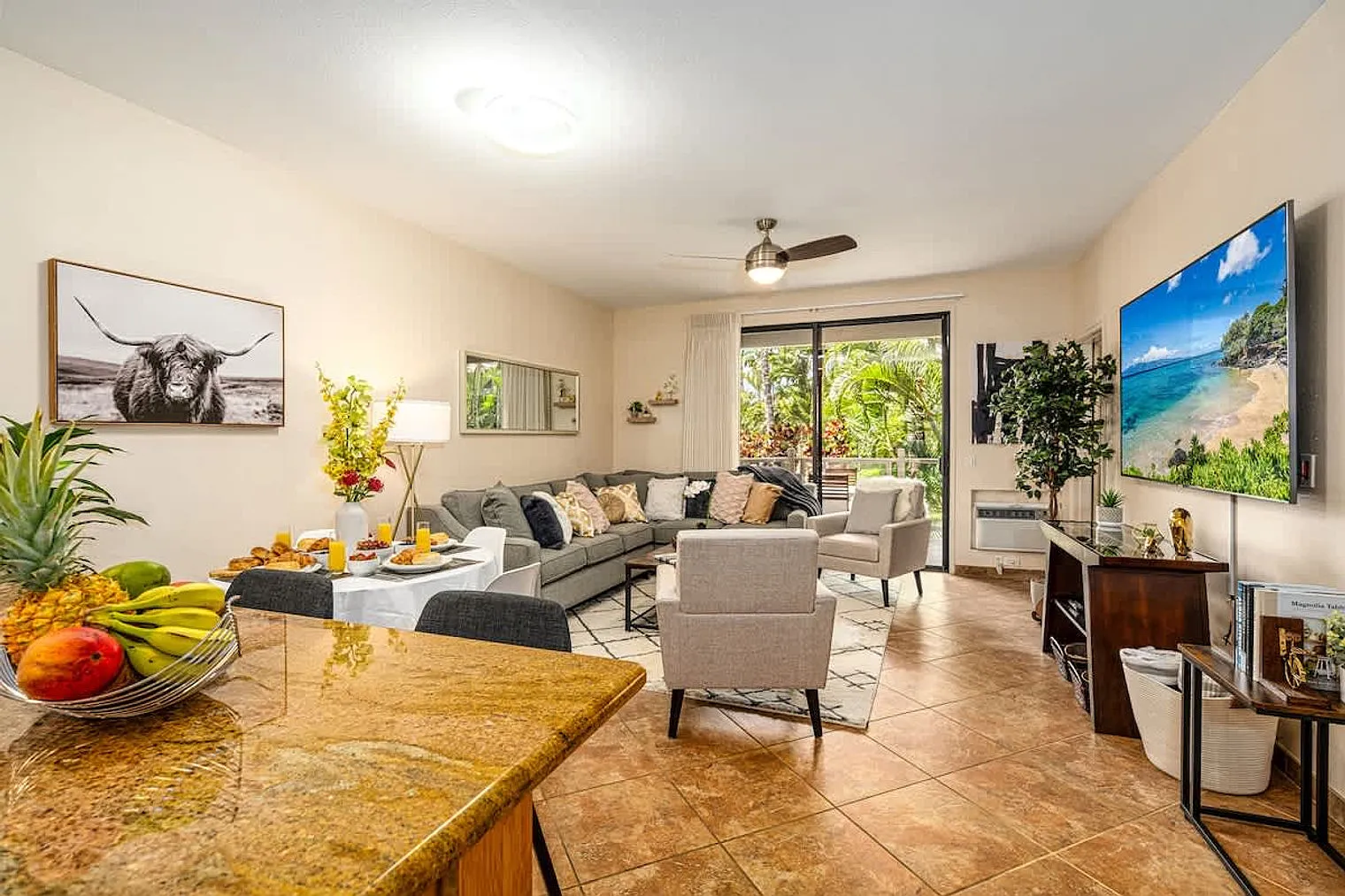 1 bed, 1.0 bath, 861 sqft, $11,993 — Photo 1