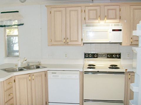 2nd image of 1418 Avenida Sierra