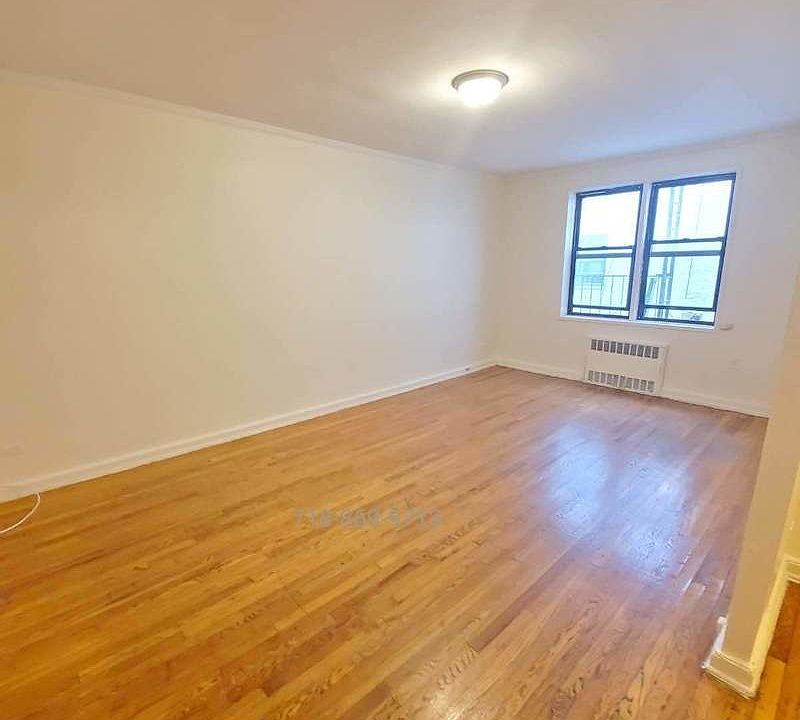 1st image of 38 Saint Pauls Pl #2J