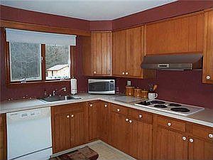 3rd image of 8787 Woodside Dr