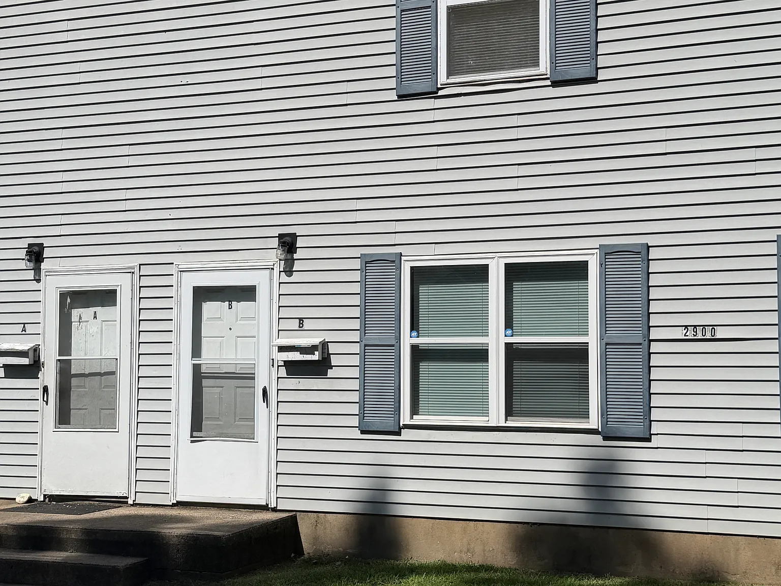 2 bed, 800 sqft, $1,200 — Photo 2