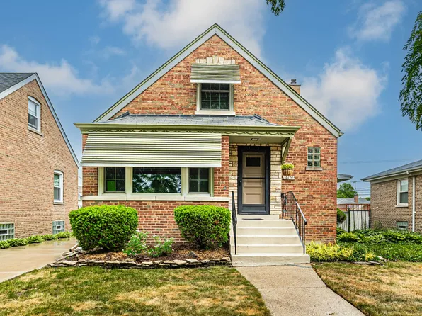 10129 S Central Park Ave, Evergreen Park, IL 60805