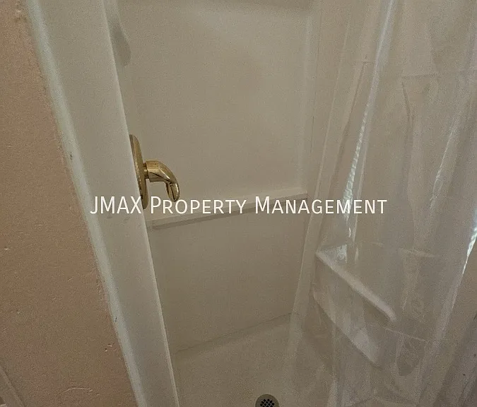 333 Harrison Ave NW — Photo 13