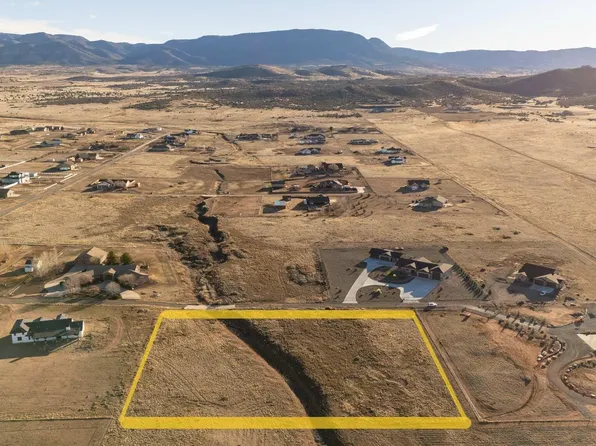 11144 N ROWDY BUNCH PASS Pass #14, Prescott Valley, AZ 86315