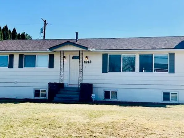 1012 2nd Ave, Zillah, WA 98953