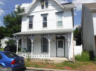 140 W McClure St, New Bloomfield, PA 17068