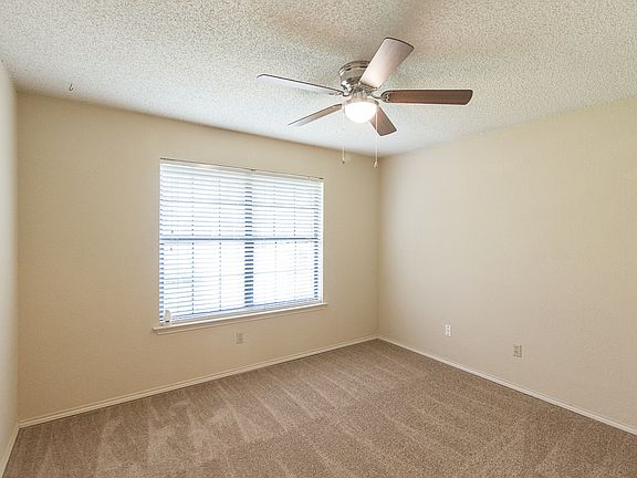 4th image of 3636 Crosswicks Ct