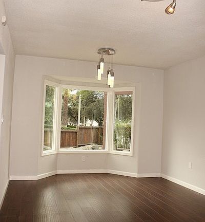 5th image of 319 E Washington Blvd
