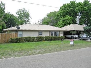 197 Forest Cir, Kerrville, TX 78028