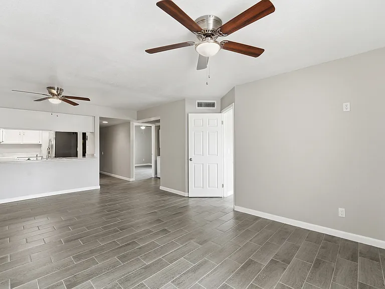 4330 N 5th Ave #105 — Photo 10
