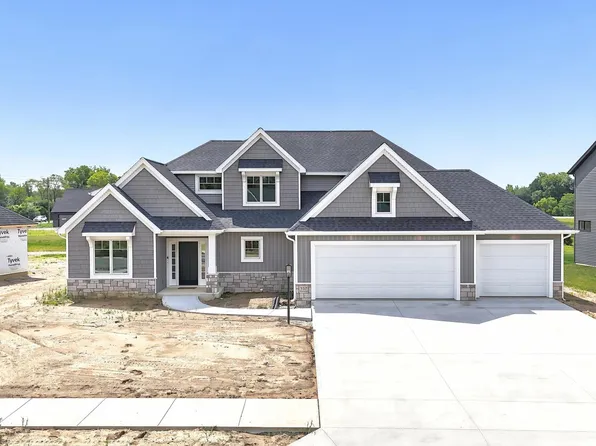 357 Keltic Pines Blvd, Huntertown, IN 46748