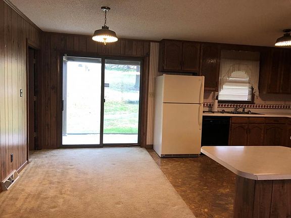 4th image of 3370 Newport Hwy