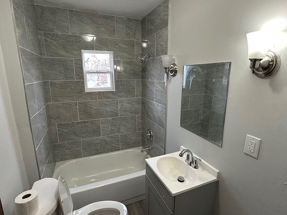 2nd image of 953 E 17th Ave #953