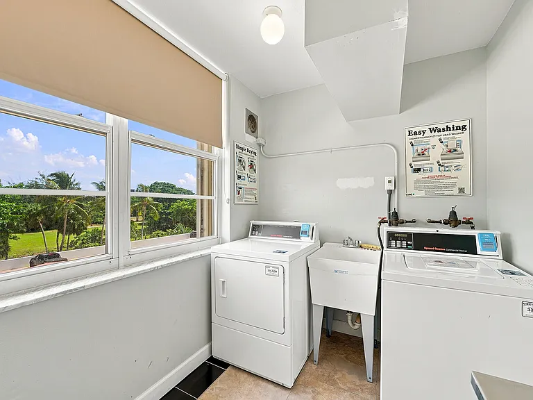 2121 N Ocean Blvd #405W — Photo 30