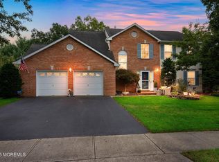 18 Mount Ranier Dr, Howell, NJ 07731