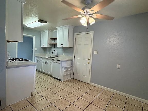 5th image of 1525 Michigan Blvd