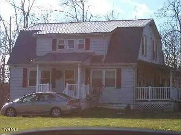 2589 Dungannon Rd, Coeburn, VA 24230
