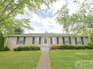 110 Cloverdale Rd, Shelbyville, TN 37160