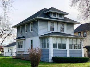 297 Lloyd St, Fond Du Lac, WI 54935