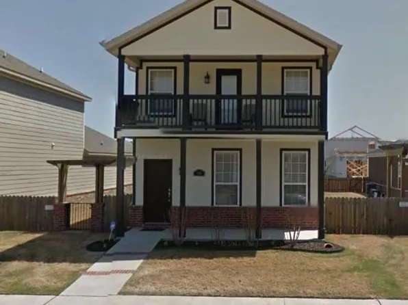 568 N Longfellow Ln, Fayetteville, AR 72704