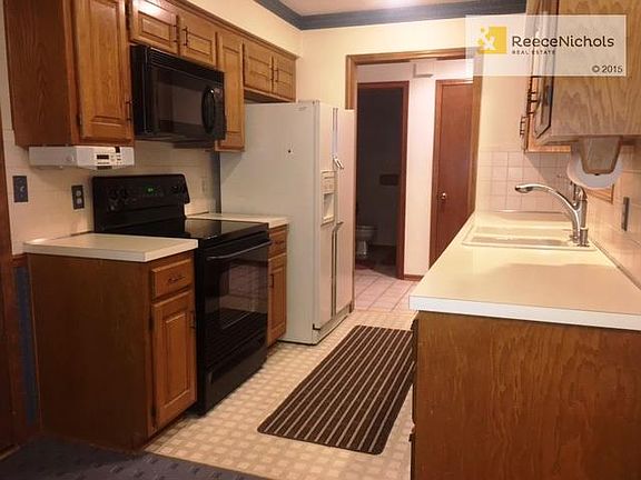 All appliances stay.