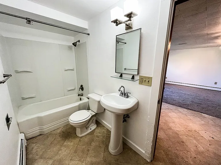1289 Ellis Hollow Rd #2 — Photo 3